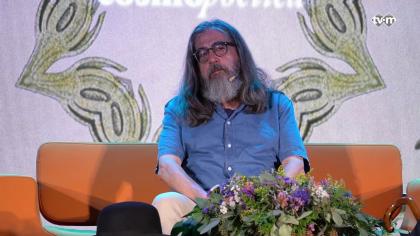 Cosmopoética 2025: A dos voces. Con Sergio Ramírez y Luis García Jambrina.